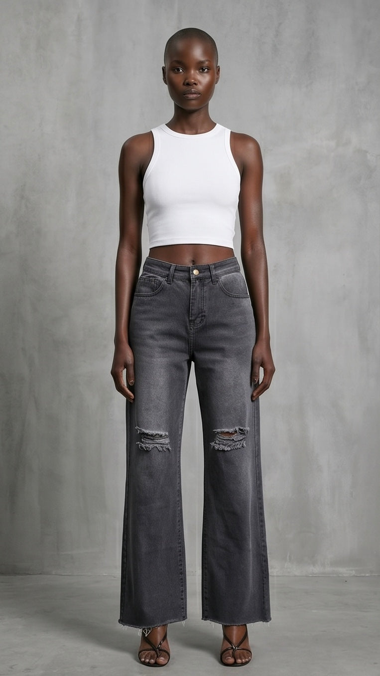 Distressed Loose Fit Jeans