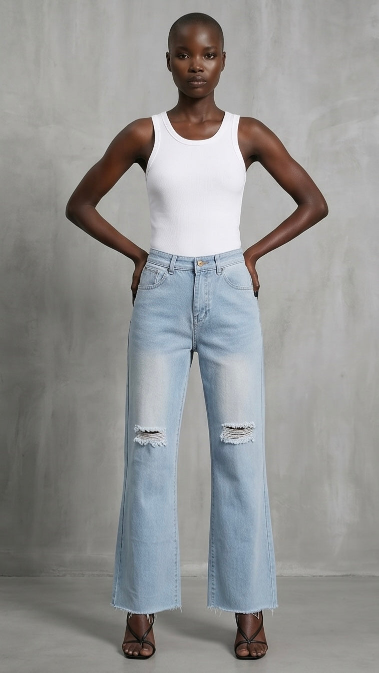 Distressed Loose Fit Jeans