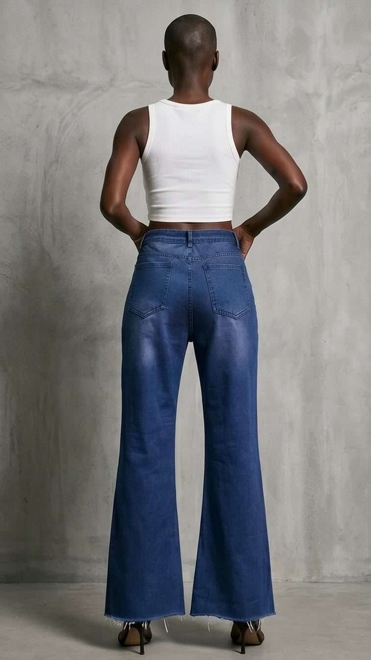 Distressed Loose Fit Jeans