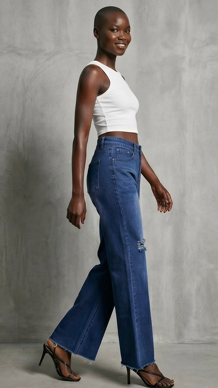 Distressed Loose Fit Jeans