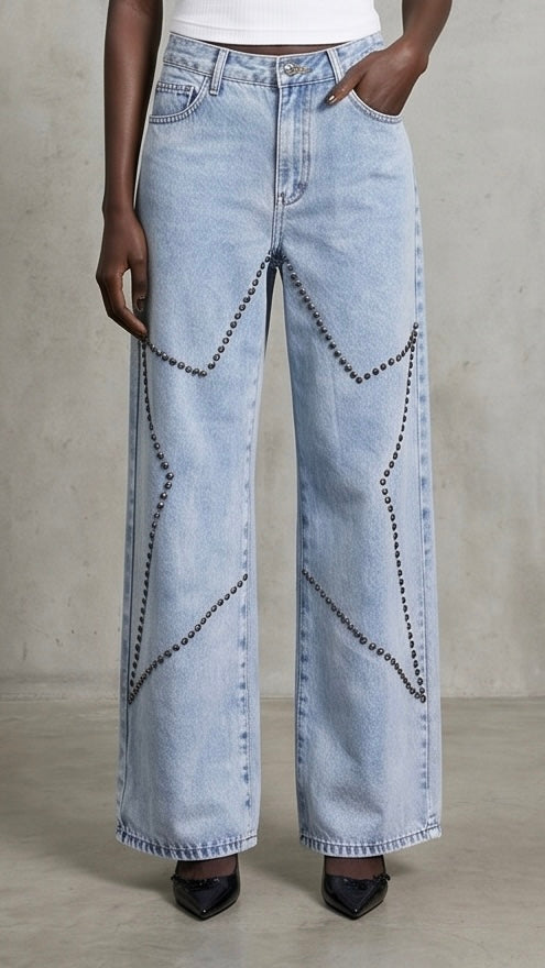 Studded Star Straight Jeans with Pockets