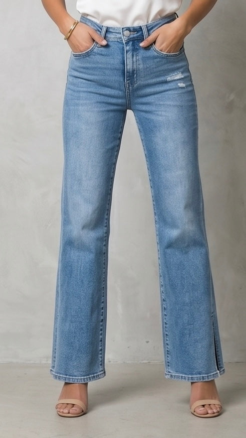 Slit Side Leg Jeans with Pockets